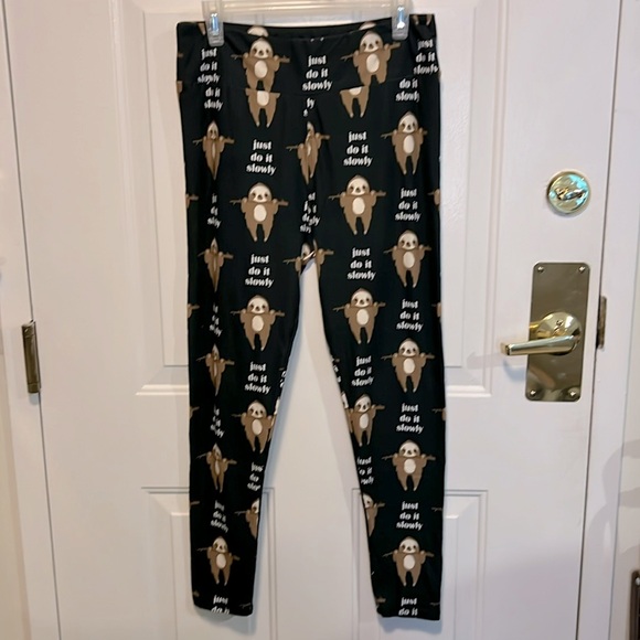 Pants - 🔴 CLEARANCE🔖 LK NW “JUST DO IT SLOWLY” 🦥 BLACK SLOTH LEGGINGS Women’s XXL